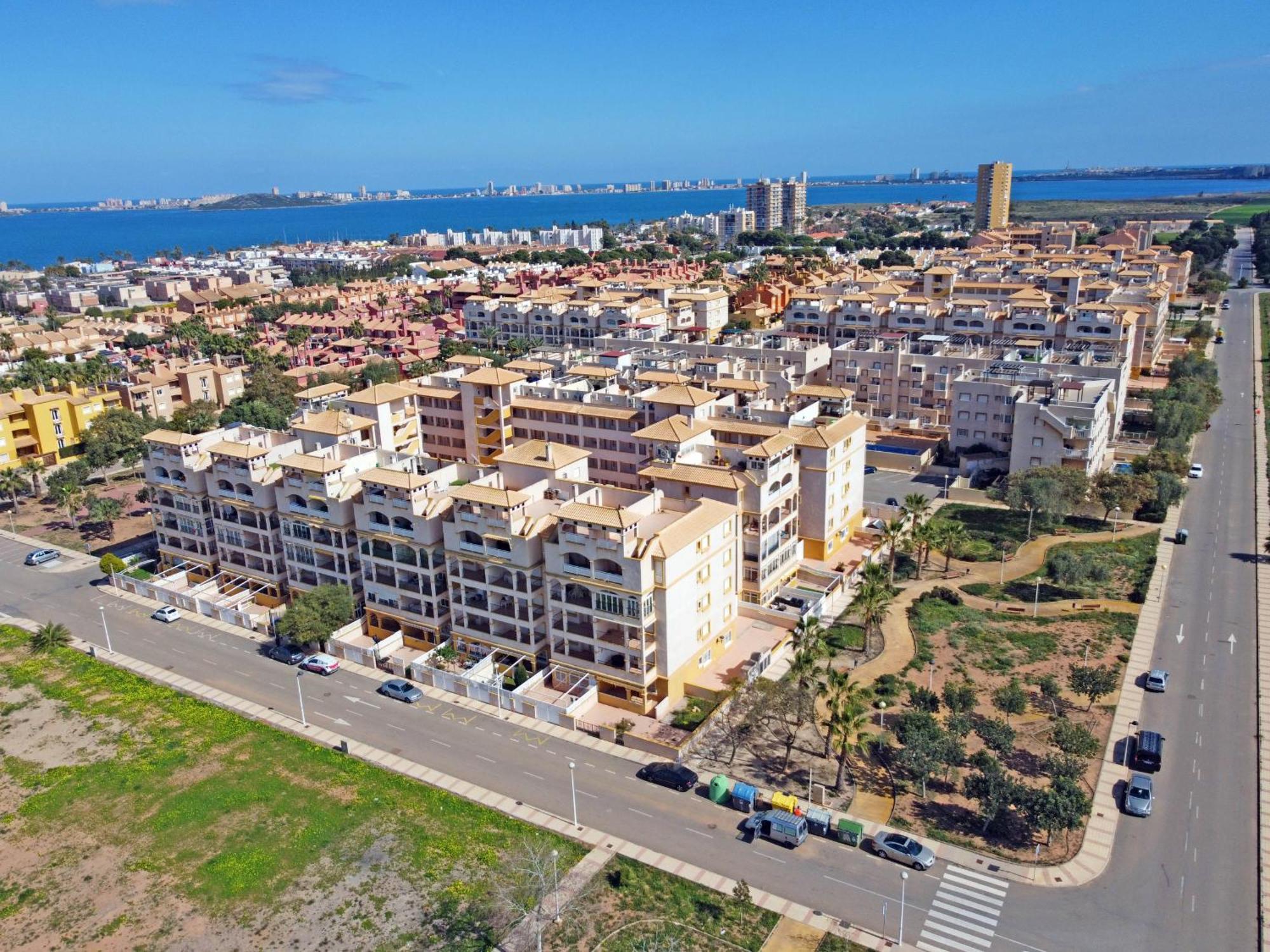Mar De Cristal Resort Apartamentos - Parking Exterior foto