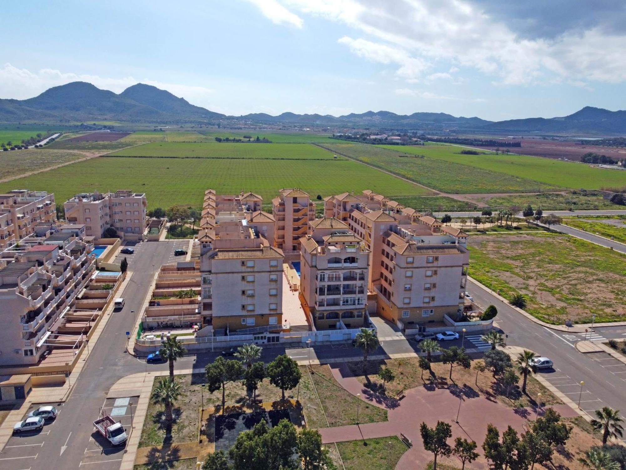 Mar De Cristal Resort Apartamentos - Parking Exterior foto